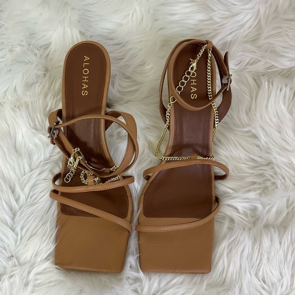 NEW REVOLVE Alohas Camel Chain Strap Leather Heeled Open Square Toe Sandals 8.5 - Picture 8 of 9